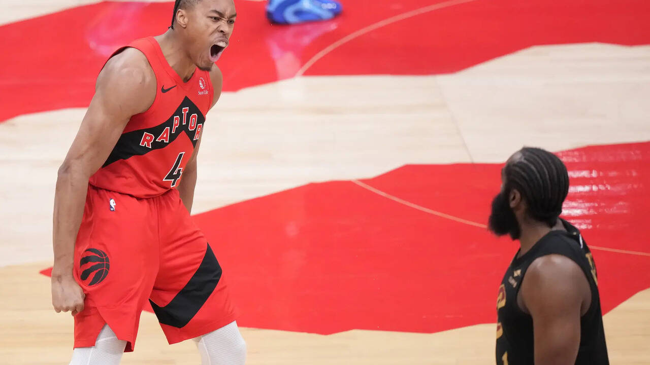 Raptors defeat Cavaliers 93-89 to level playoff series at 2-2