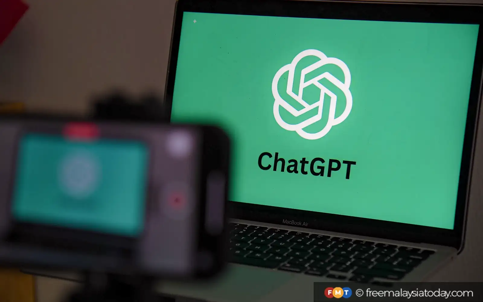 ChatGPT passes Japan's top university entrance exams with top scores