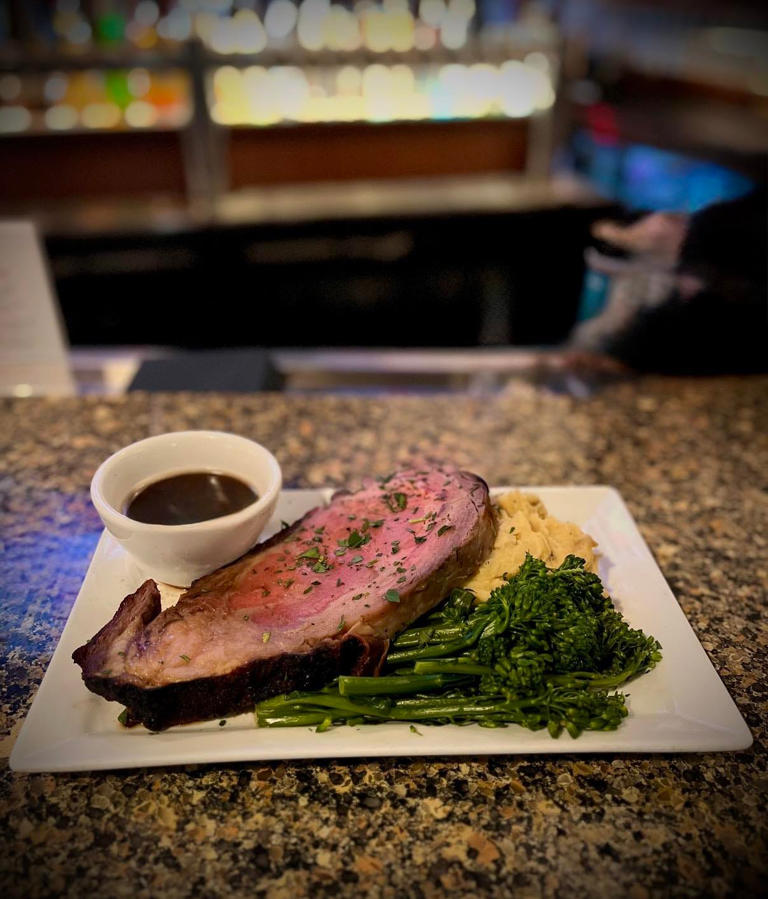 10 restaurants to dig in to National Prime Rib Day around New Bedford