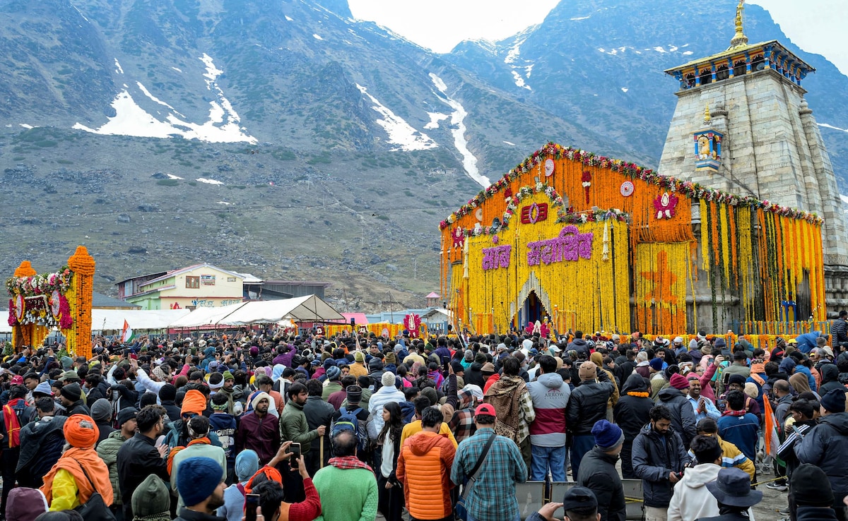 'Make yatra easier': Devotees seek early completion of Kedarnath ropeway