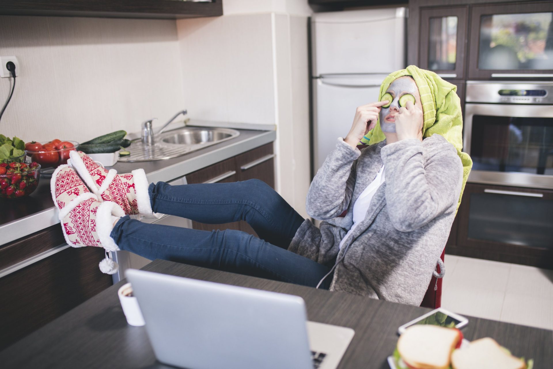 How to be an office slacker – and not get found out