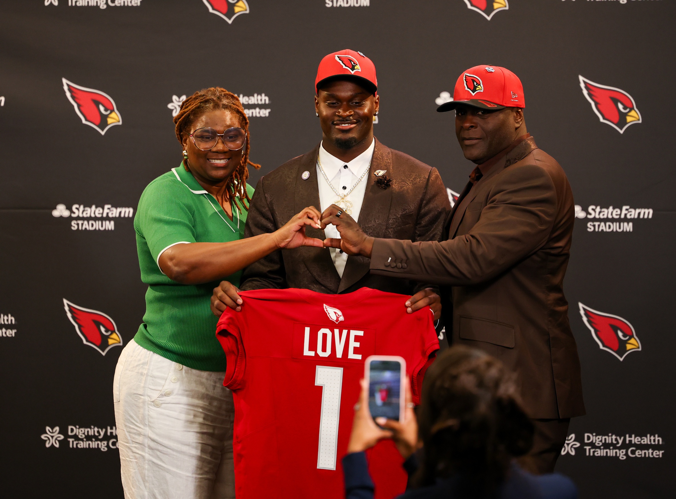 Which 2026 NFL draft picks are selling the most jerseys?