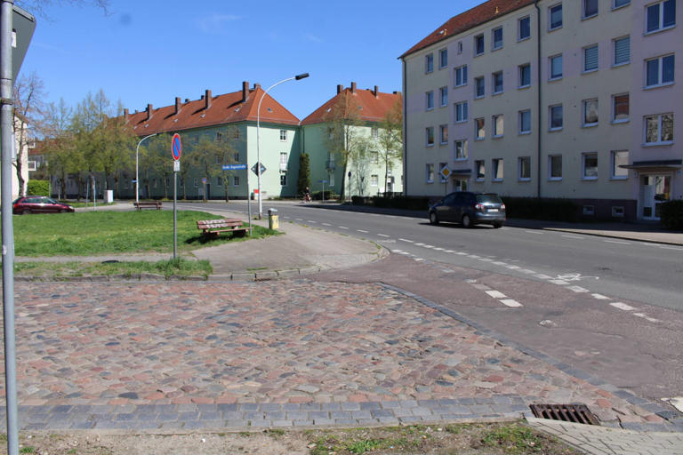 Kreisverkehr in Rathenow bis Ende August gesperrt – Ausbau der B102 beginnt
