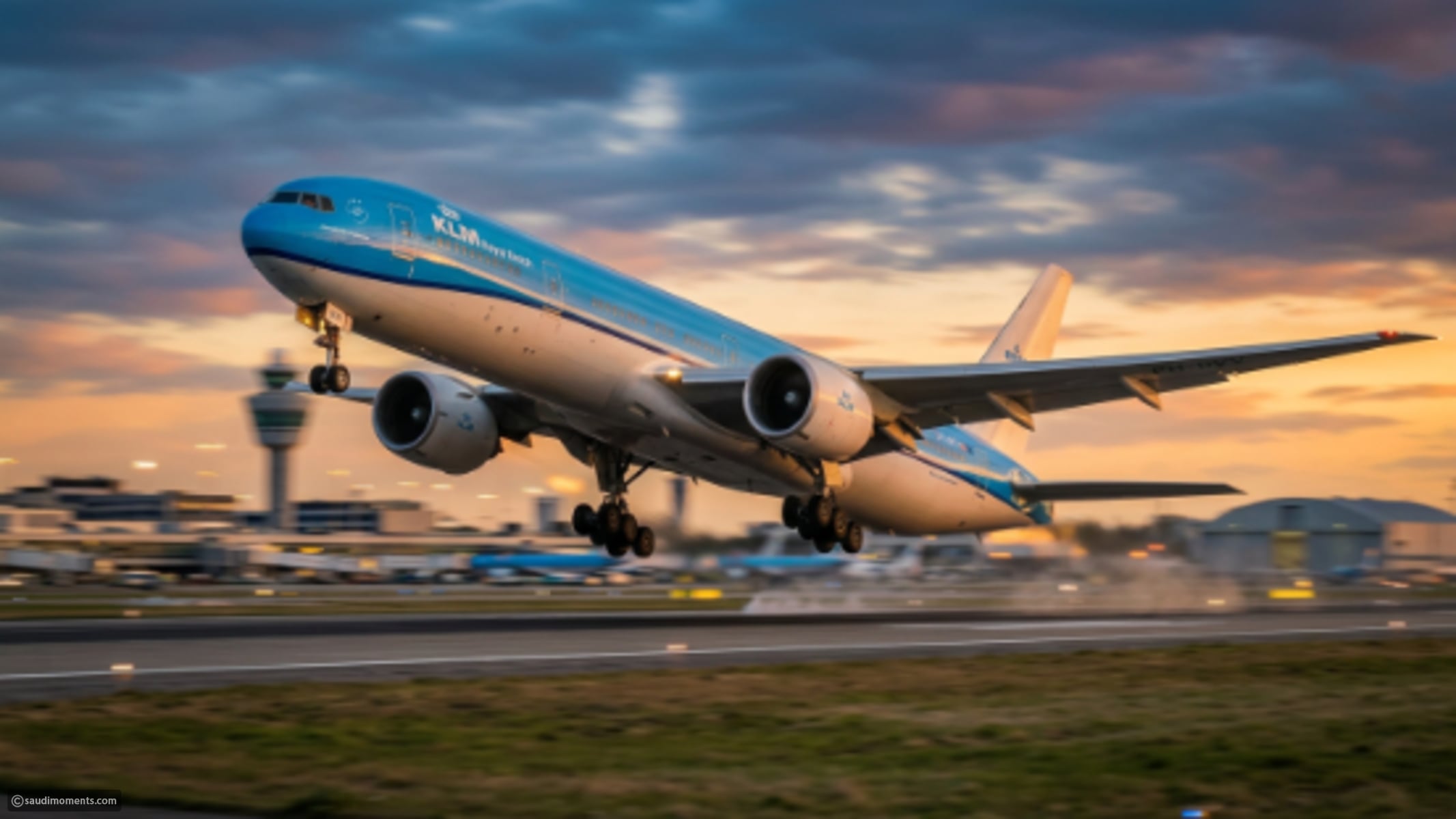 How do airplanes actually work?