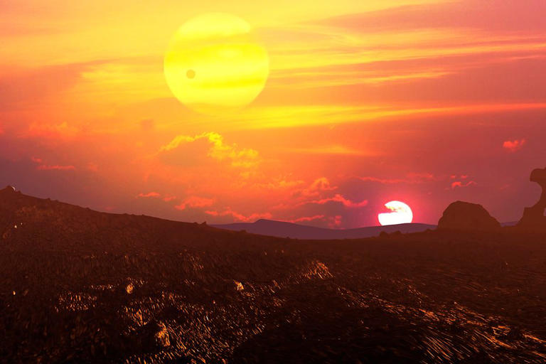 Double suns, more worlds: Tatooine-style planets with two sunsets are ...