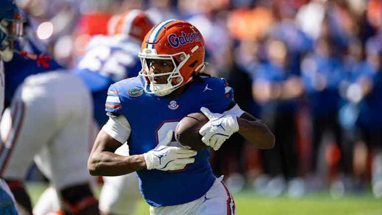 Gator on gator crime: Two former Gators clash in UFL over late hit