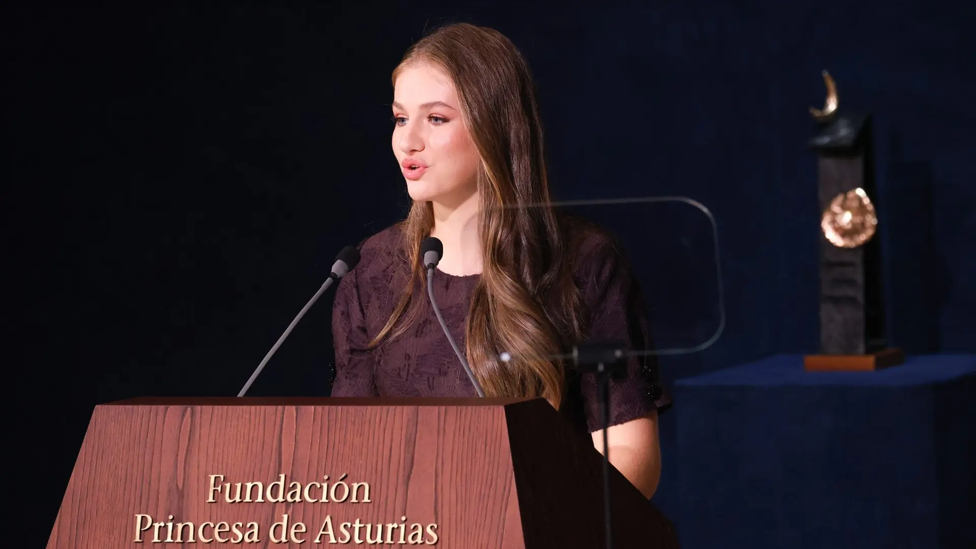 La princesa Leonor estudiará ciencias políticas en la Universidad ...