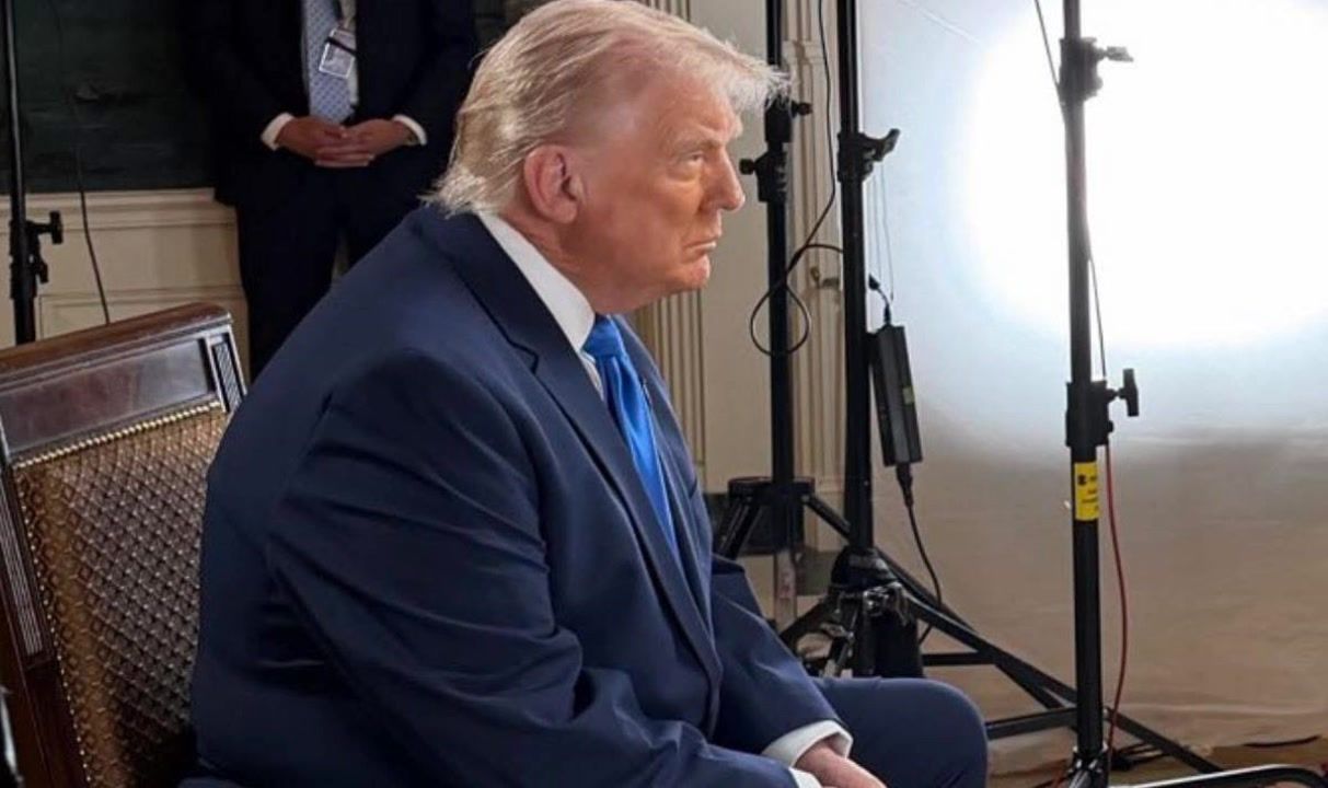 Trump's Suit Bulge Fuels Health Speculation After 60 Minutes - health news from Stringr