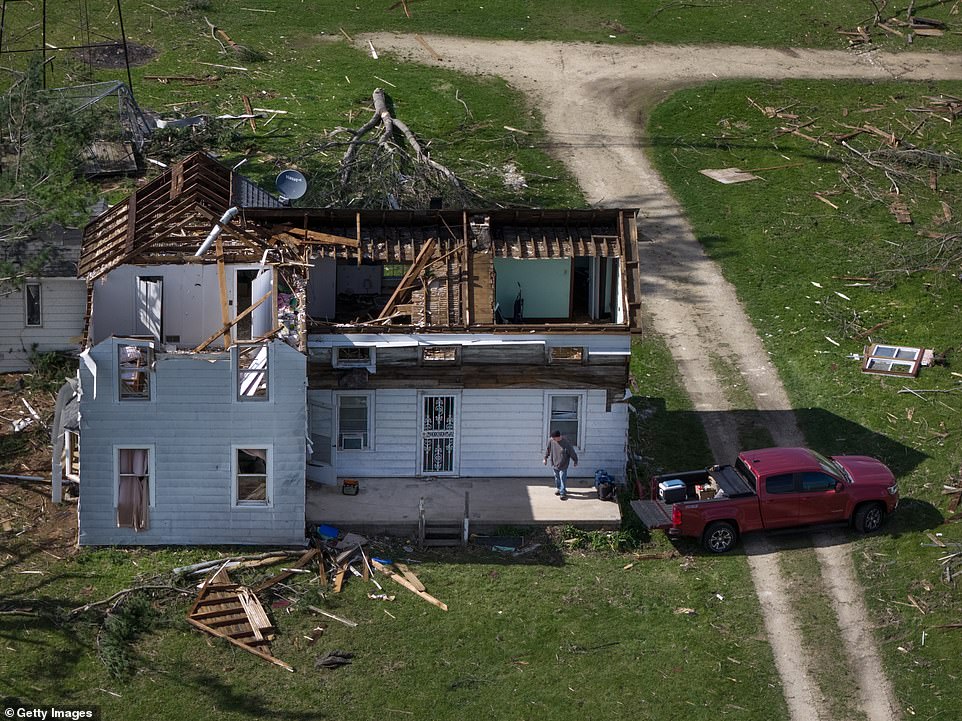 Nearly 50 million across US are in the path of severe storm outbreak