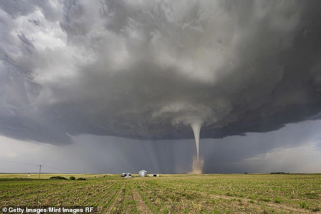 Tornado outbreak to strike 12 states across US heartland as millions ...