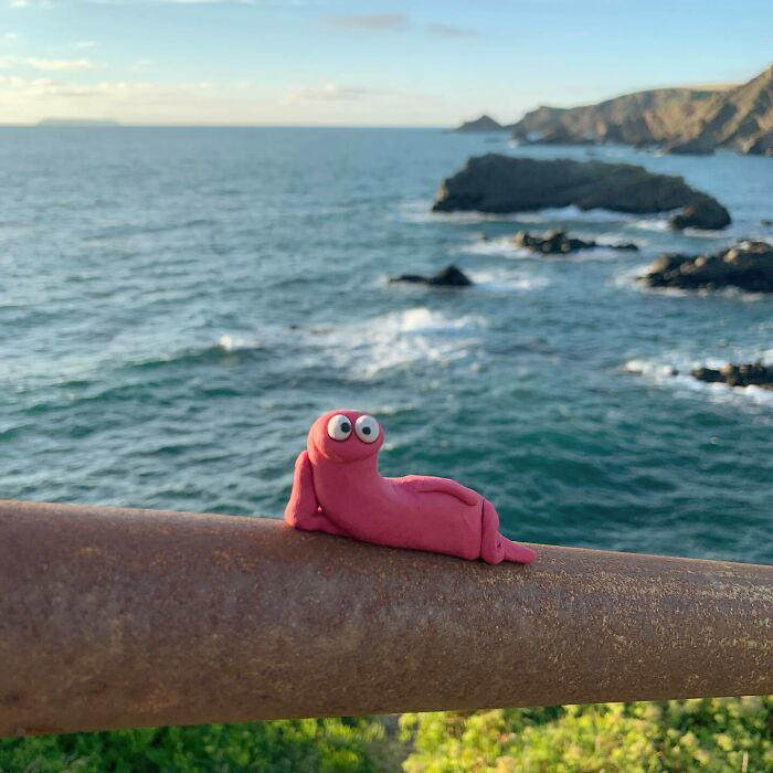 Hand-sculpted creatures with unique personalities (41 pics)