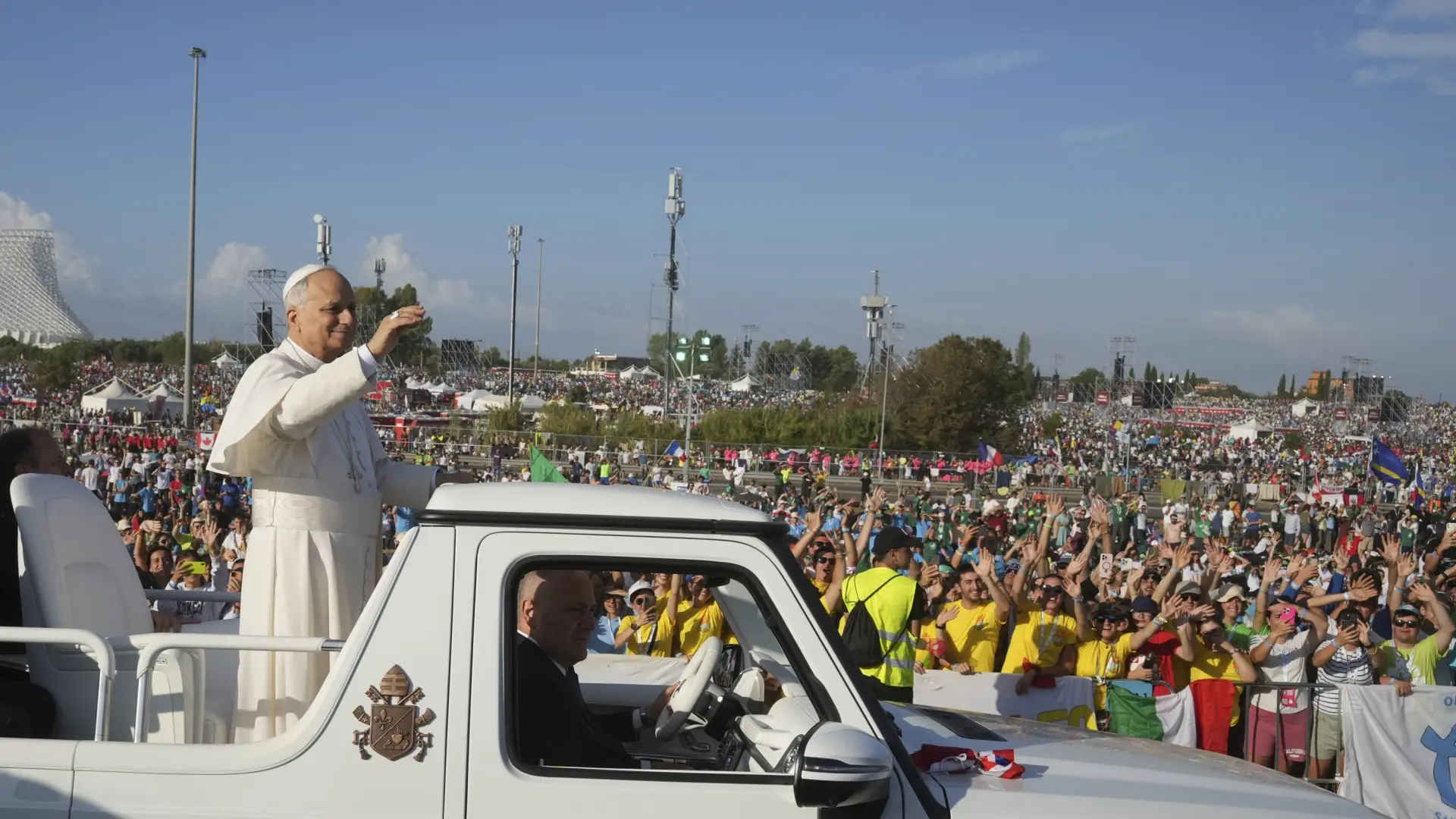 Los enviados del papa recorren Madrid para ultimar las sedes de la ...
