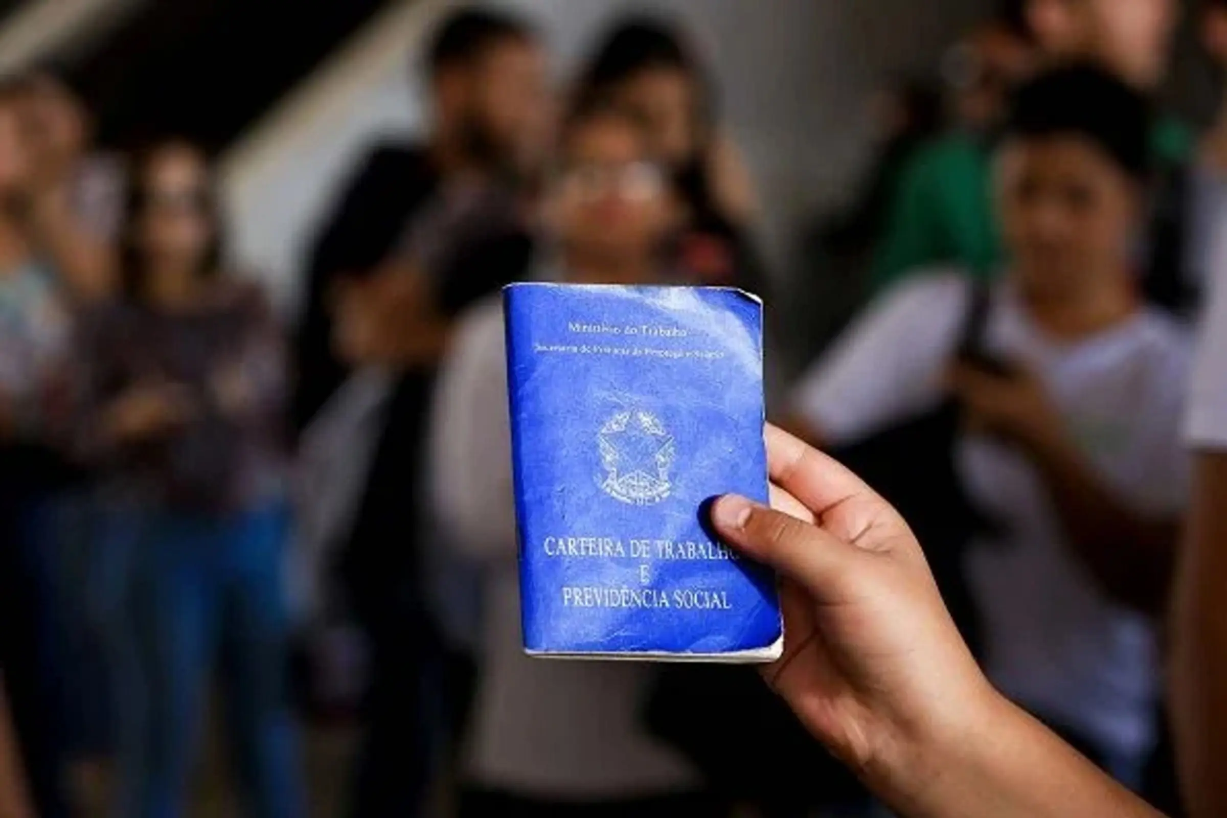 DF inicia semana com 713 vagas de emprego e salários de até R$ 2,5 mil