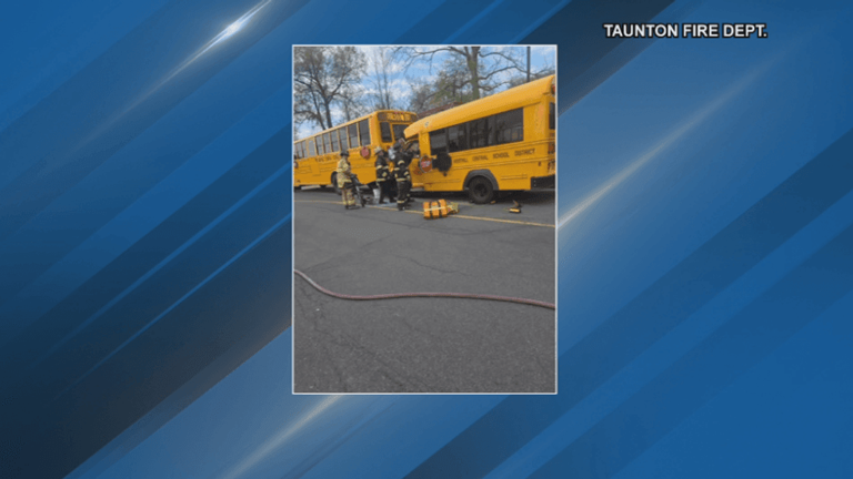 Two injured in Onondaga crash involving two school buses