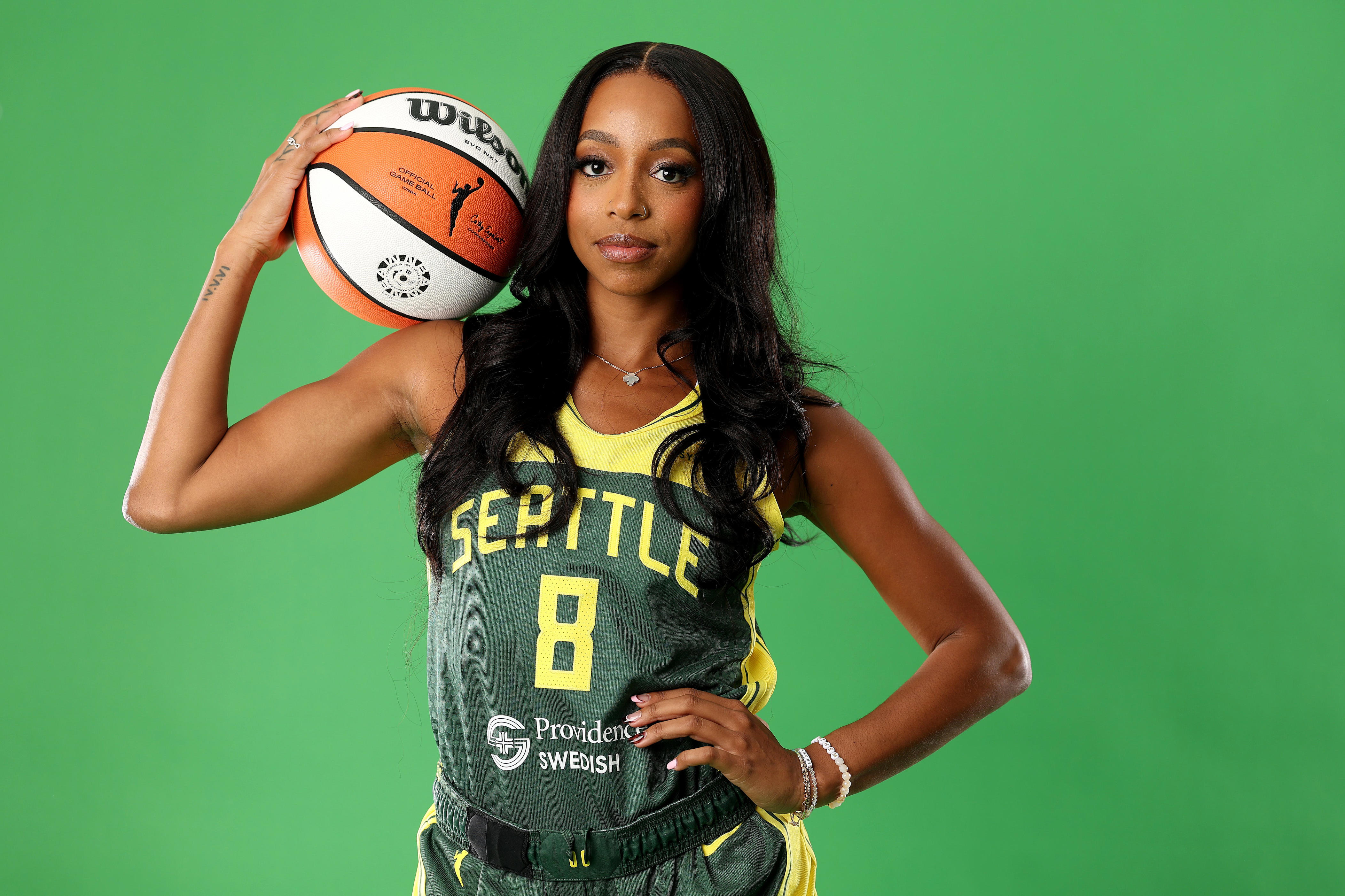 WNBA player breaks silence on Klay Thompson, Megan Thee Stallion rumors