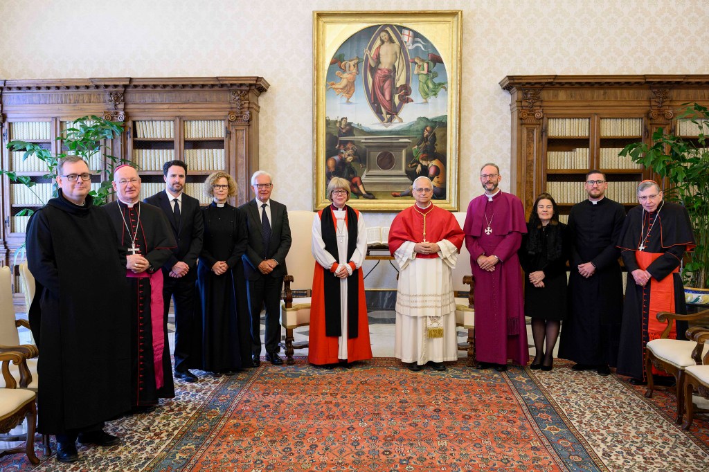 Pope Leo and Archbishop of Canterbury Sarah Mullally meet for the first ...