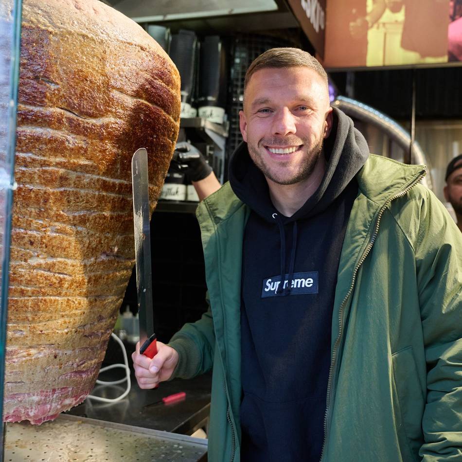 Gleich zwei neue Dönerladen von Podolski in Saarbrücken? Jetzt reagiert ...