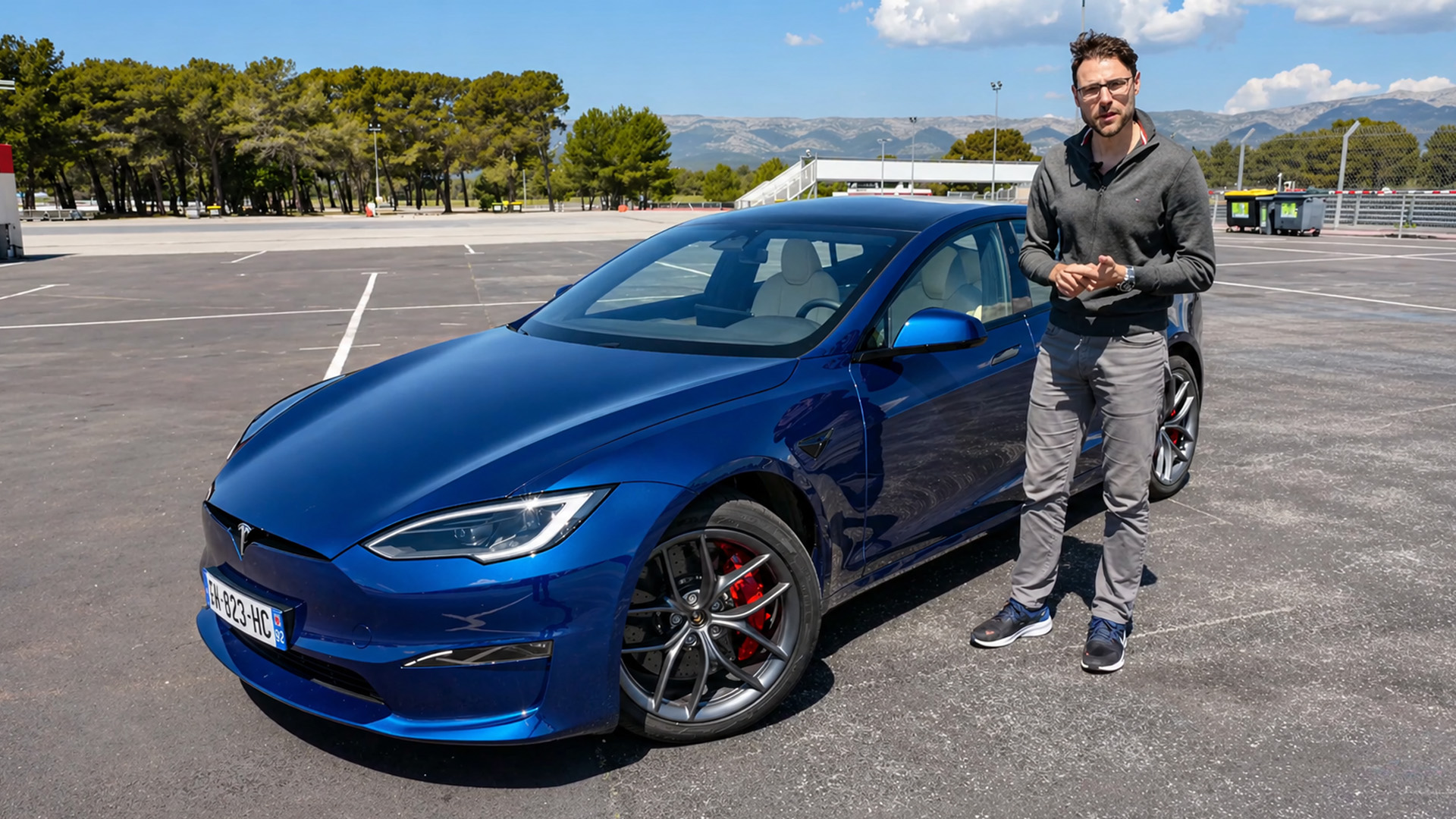 Tesla Model S Plaid transformado para la conducción en pista