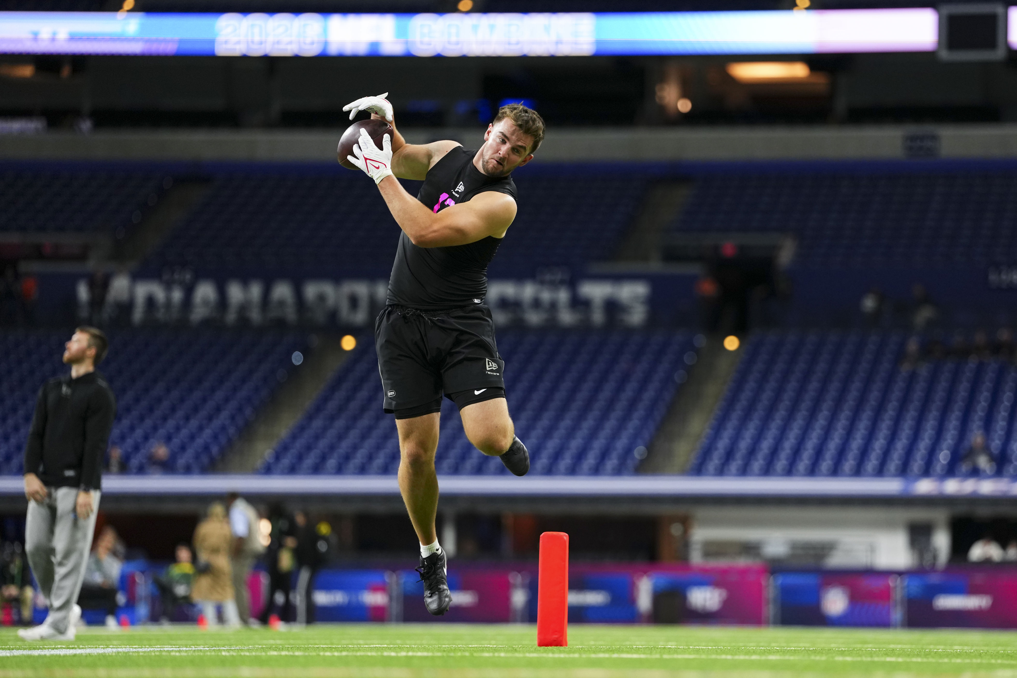Max Klare has talent to help Rams in '26 and beyond