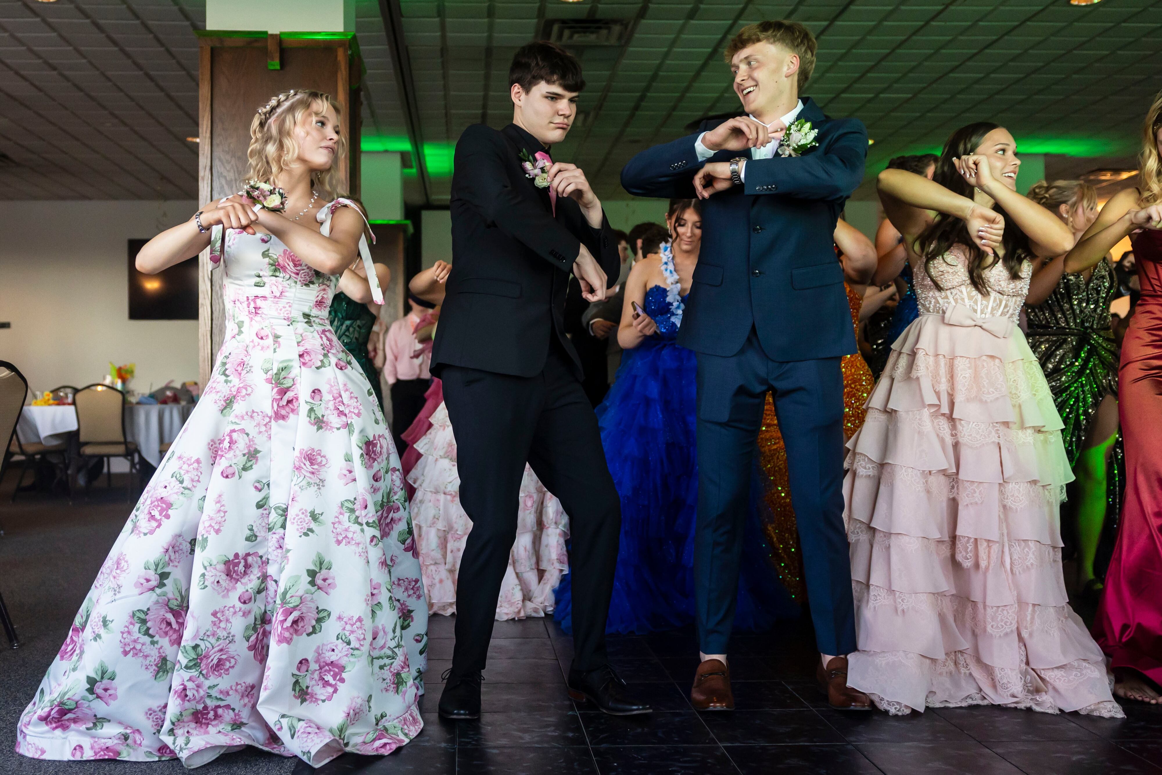See top 5 photos from Pinconning’s 2026 prom