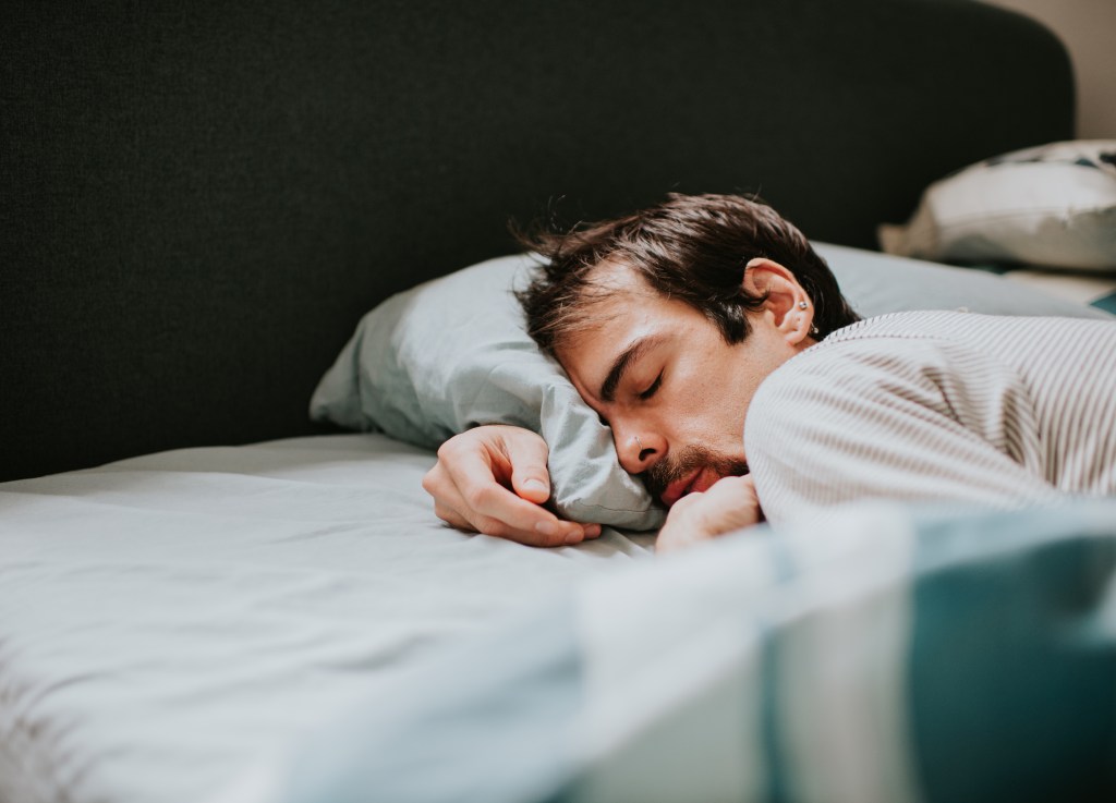 How much sleep you should get according to your age