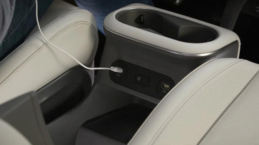 USB Ports Not Working In Your Car? These Are The Fixes We'd Try First