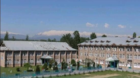 J&K bans Shopian seminary under UAPA over alleged extremist links
