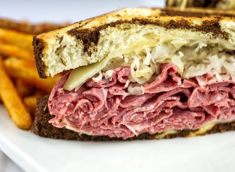 5 chain restaurants fans say have the best hot pastrami sandwiches