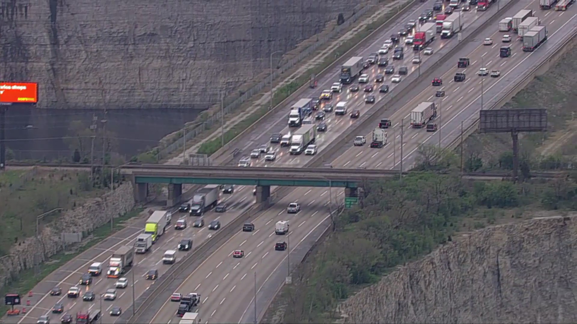 All lanes reopen on I-294 northbound after shooting investigation in ...