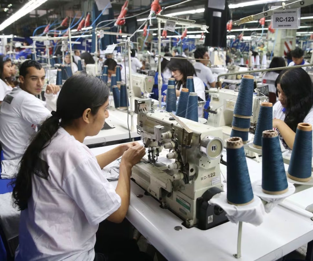 Ventas de pymes empiezan afectarse por riesgo electoral en Perú por ...