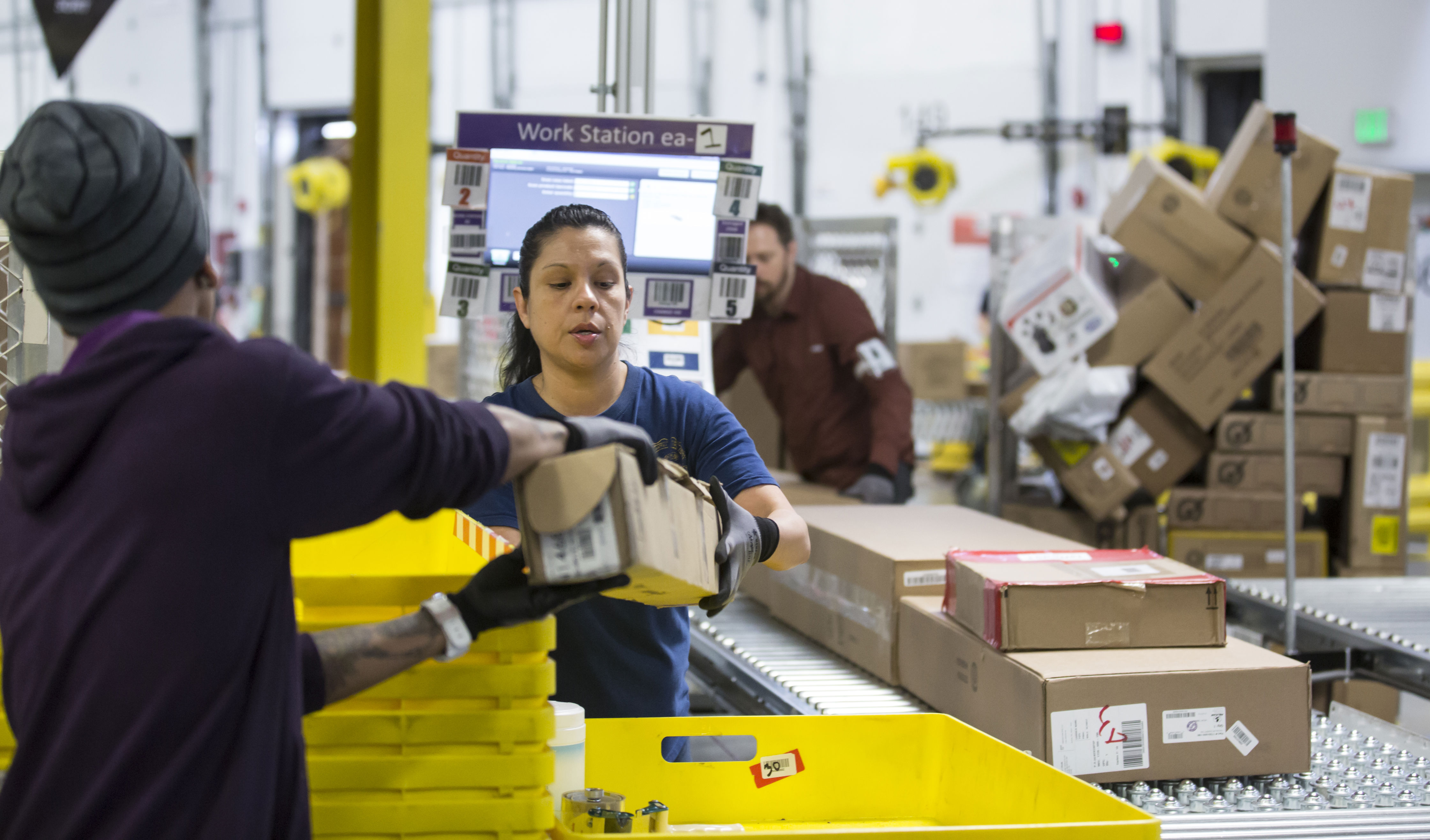Amazon Opens Fulfillment Center In DuPont, Washington