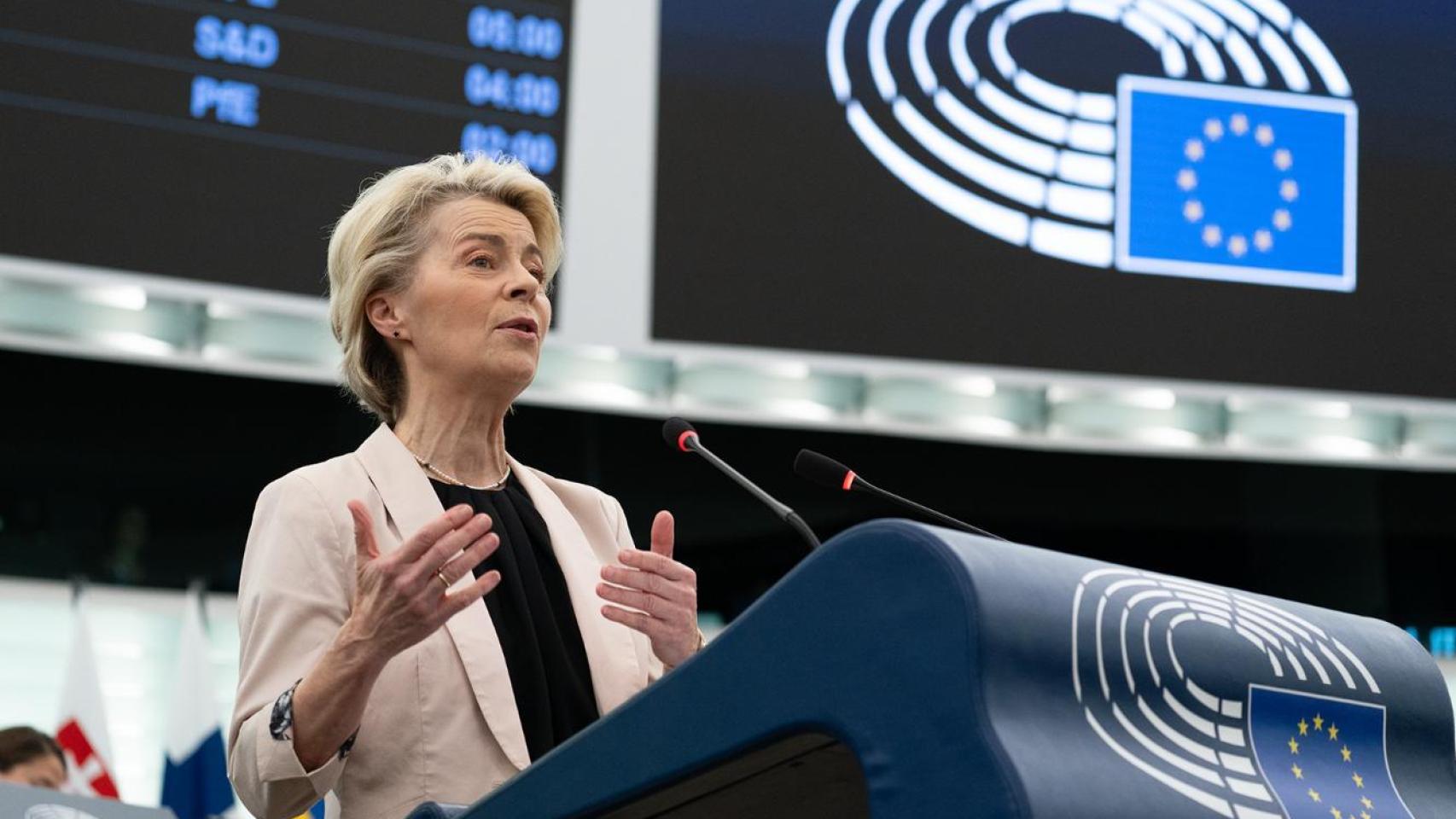 Bruselas exige a España: obliga a eliminar la tarifa regulada de luz y ...