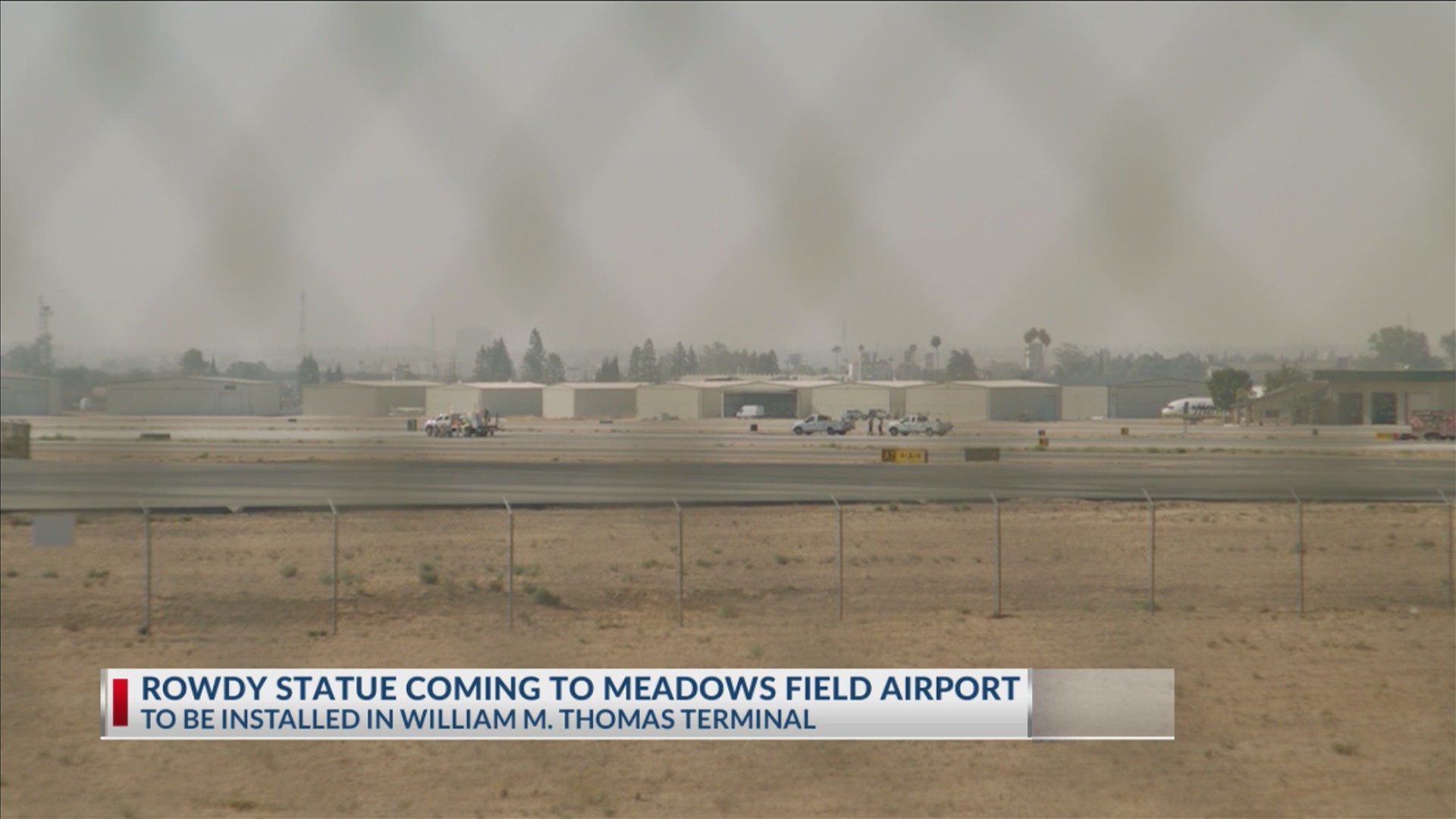 CSUB Rowdy statue to come to Meadows Field Airport