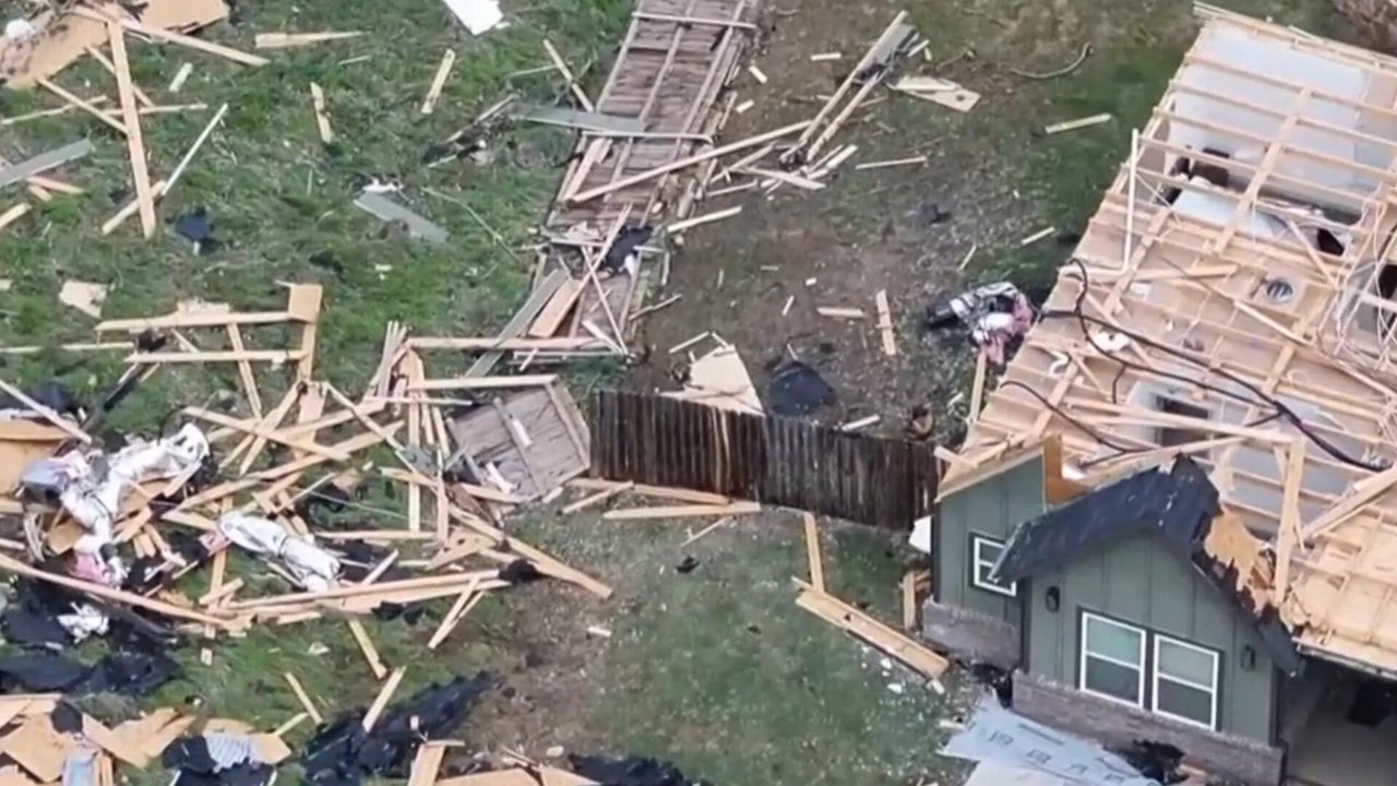 Deadly tornadoes rip through several states