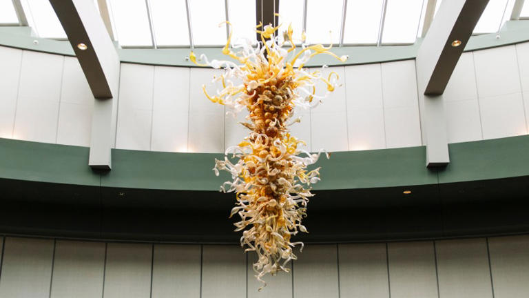 New Chihuly exhibit to open Saturday at Frederik Meijer Gardens