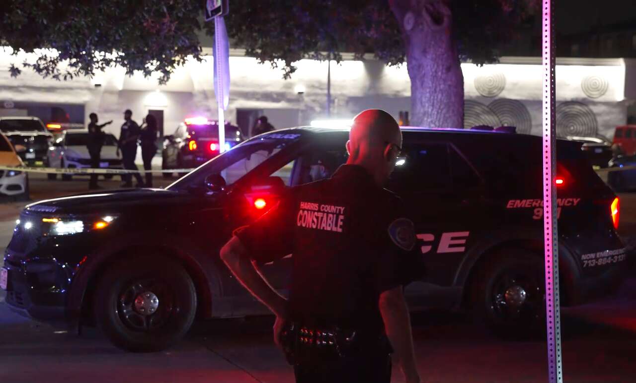 Shooting outside Midtown nightclub kills one, injures two, Houston ...