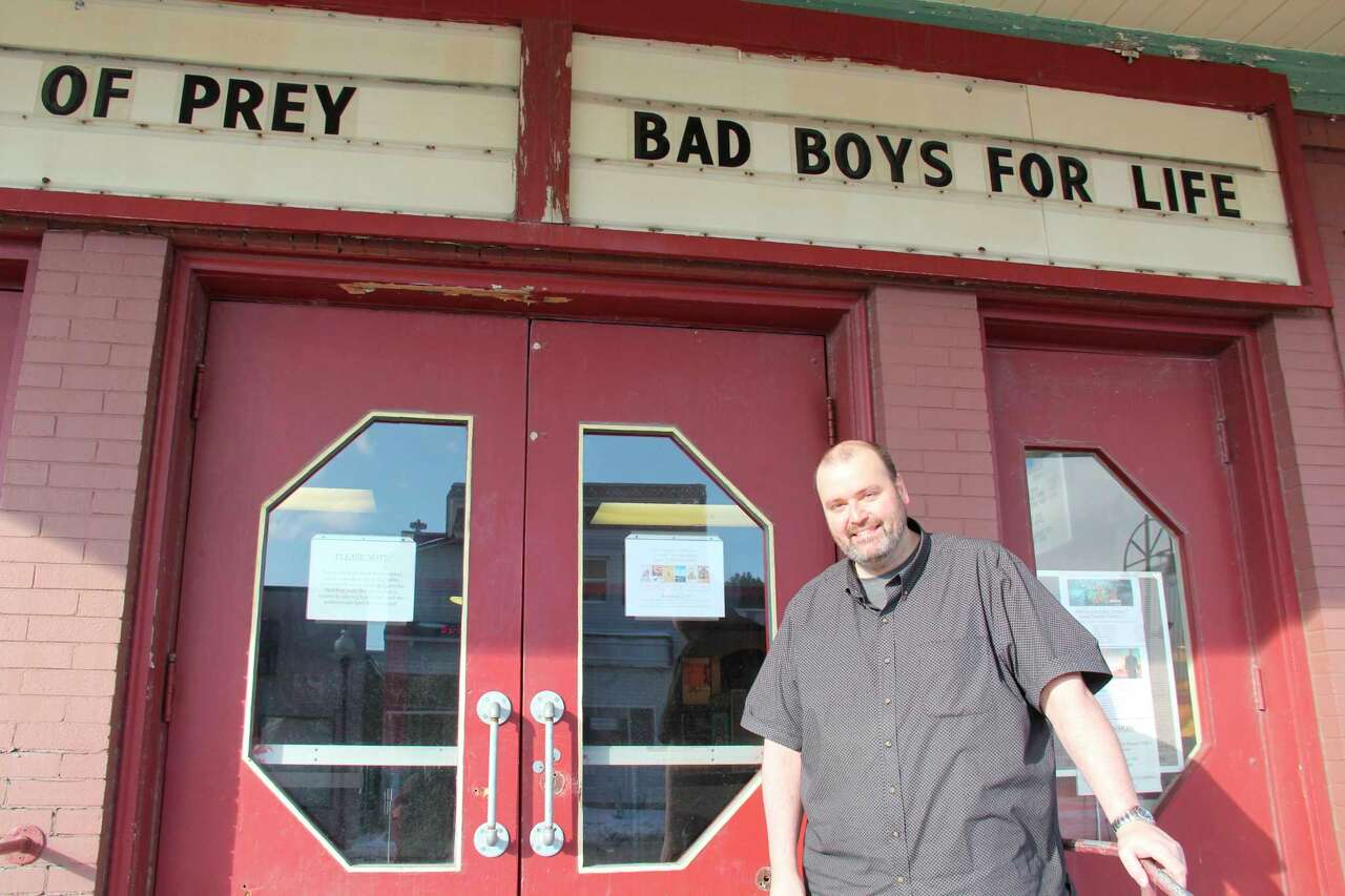 Trial dates set for Bad Axe Theatre owner on sex crime charges