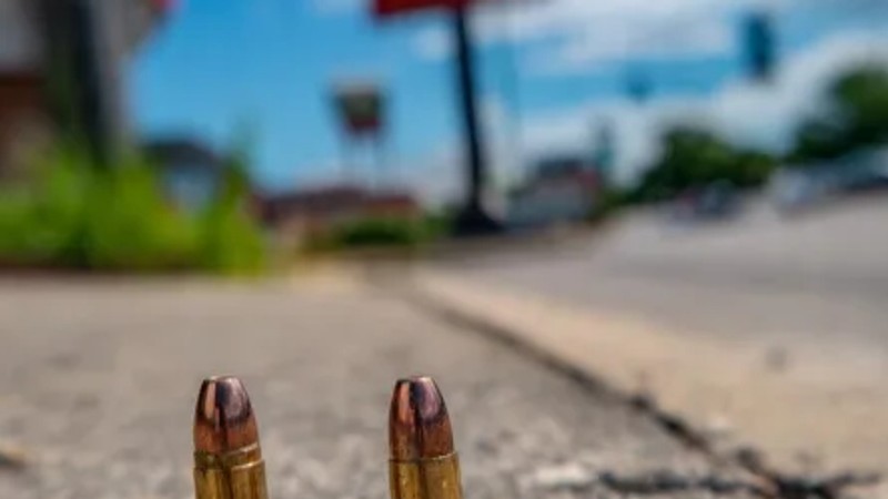 Manhunt launched after three men were shot dead while having breakfast ...