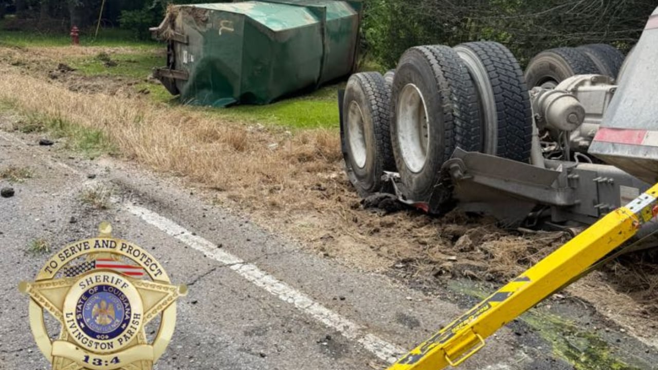 Crash involving dump truck shuts down intersection in Livingston Parish