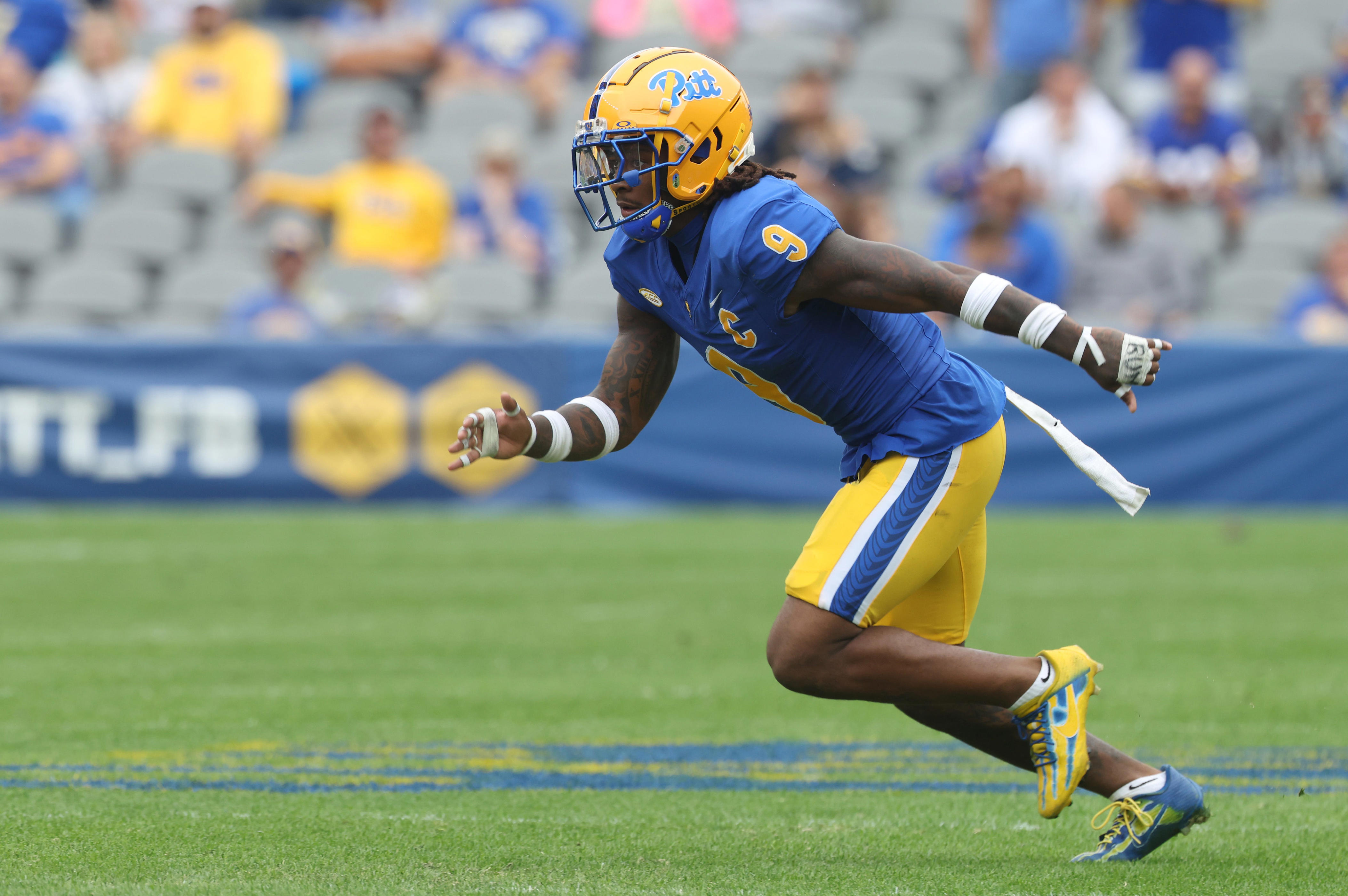 Sep 6, 2025; Pittsburgh, Pennsylvania, USA; Pittsburgh Panthers linebacker Kyle Louis (9) in action against the Central Michigan Chippewas during the second quarter at Acrisure Stadium. Mandatory Credit: Charles LeClaire-Imagn Images