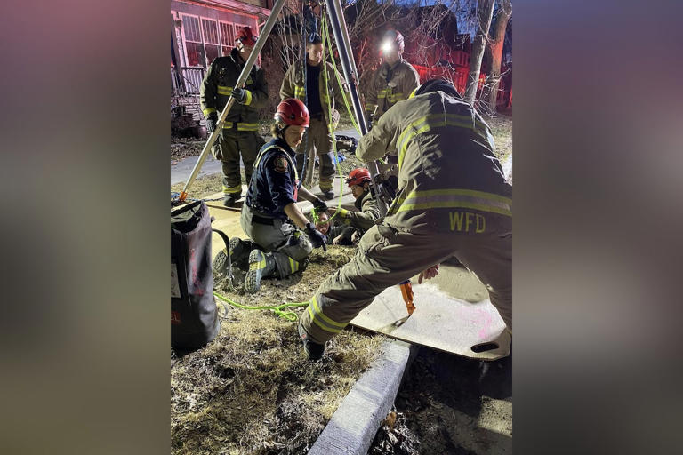 Holey smokes! Winnipeg woman recounts rescue after plunge into ...