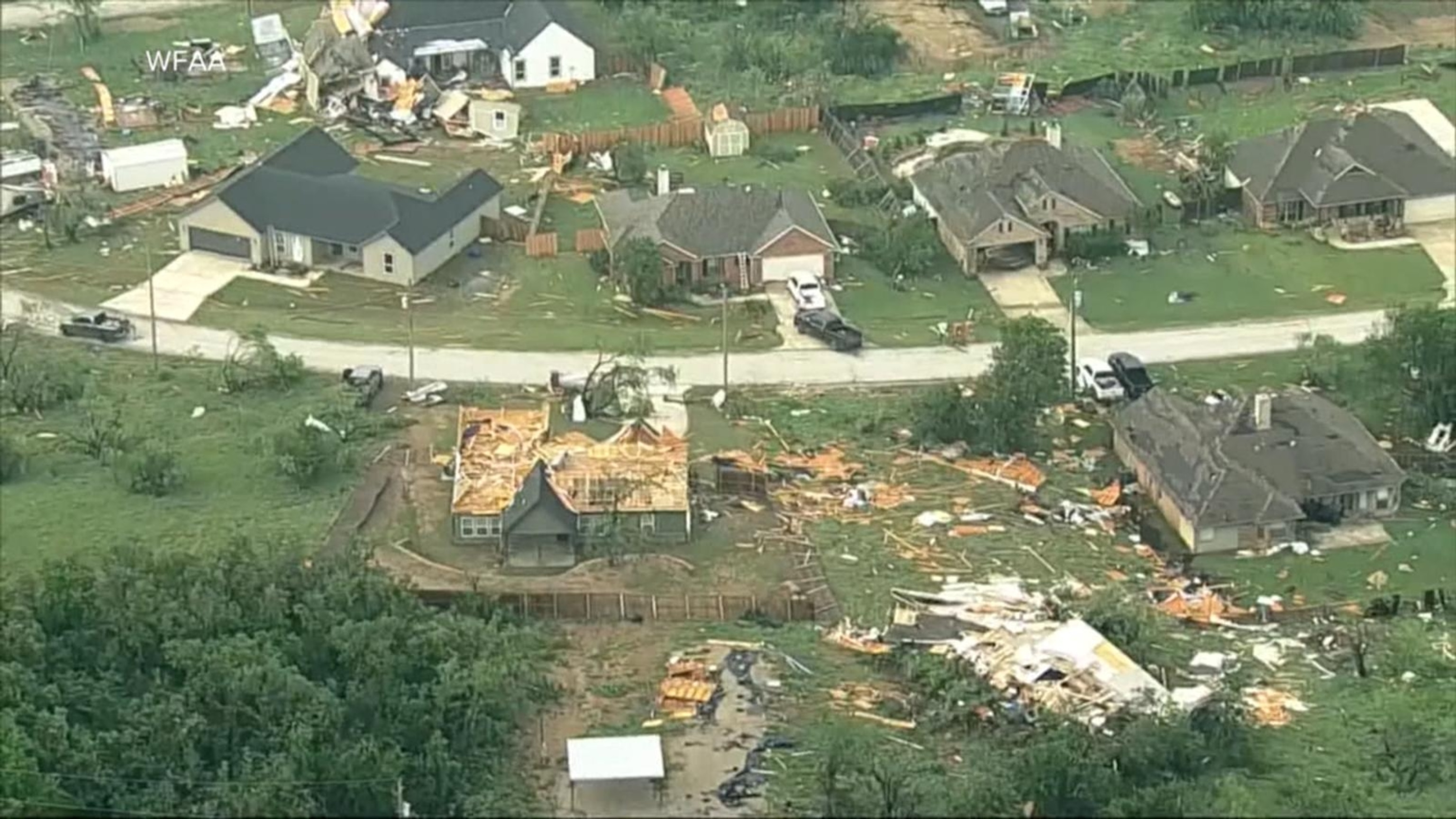 40 million on alert in the Midwest for tornadoes, severe storms