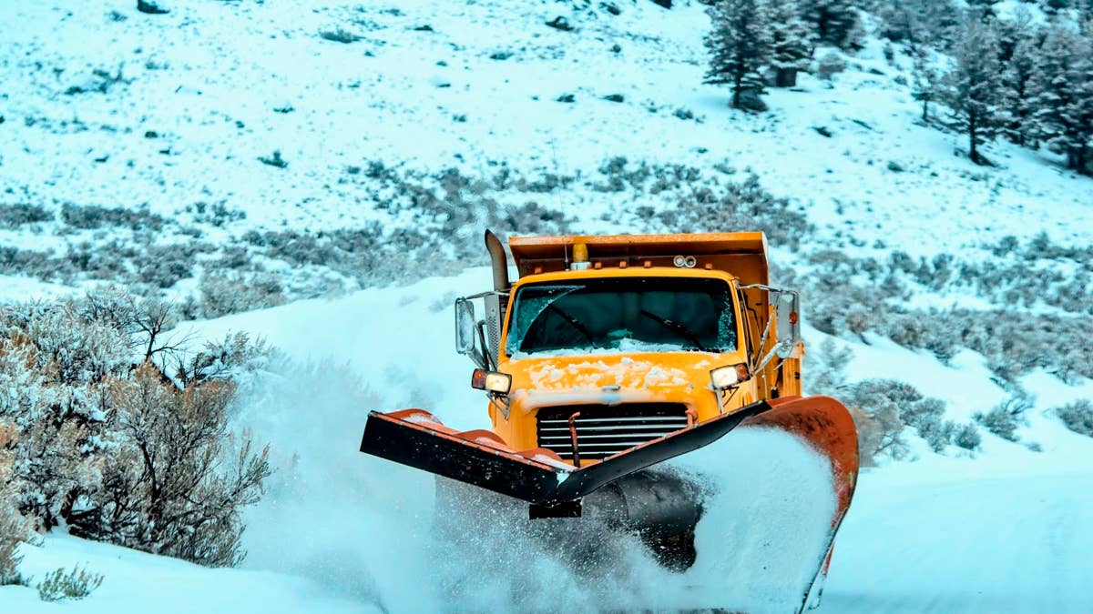 Winter storm warning: Up to 24 inches of snow & 45 mph winds to slam ...