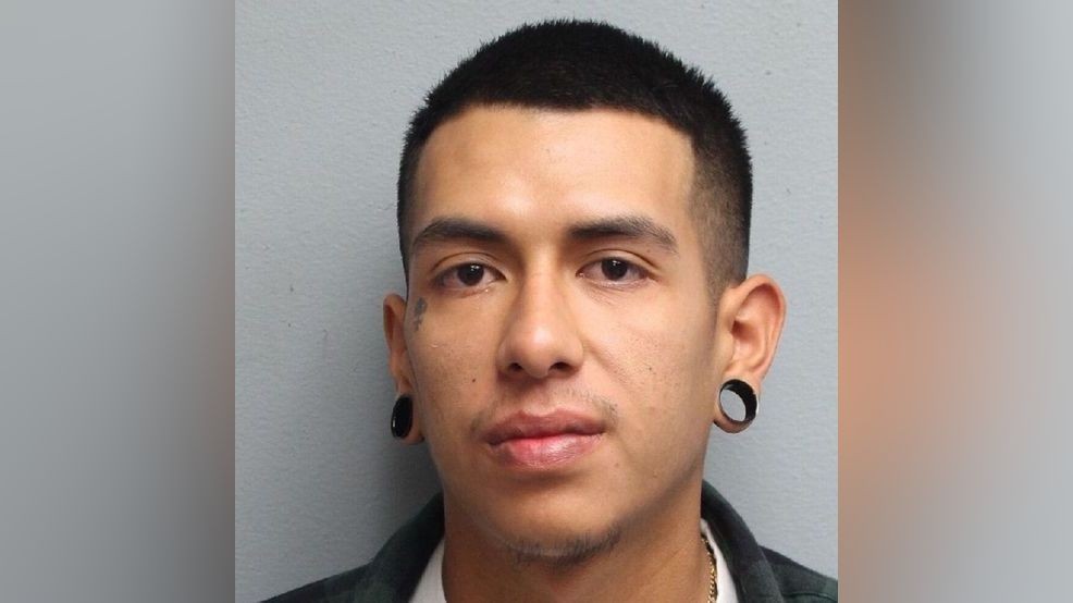 Man gets nearly 6 years for shipping 6,000 counterfeit fentanyl pills