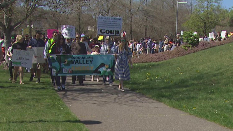 Snoqualmie residents protest proposed battery storage facility