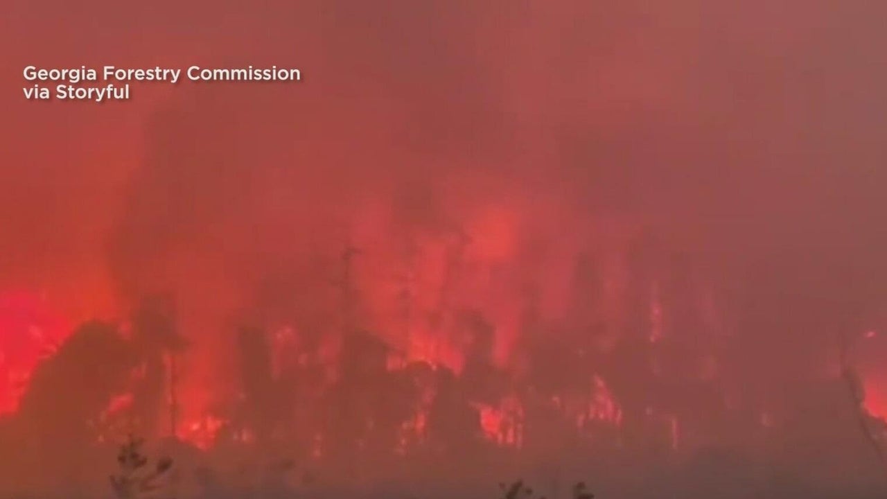 Massive wildfire burns over 20,000 acres in southern Georgia, only 6% ...