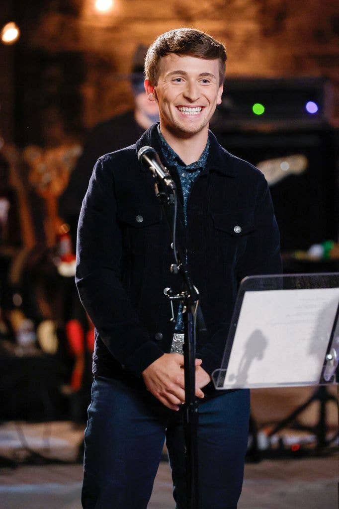 The Voice star tragically dies aged 24 — read Reba McEntire's ...