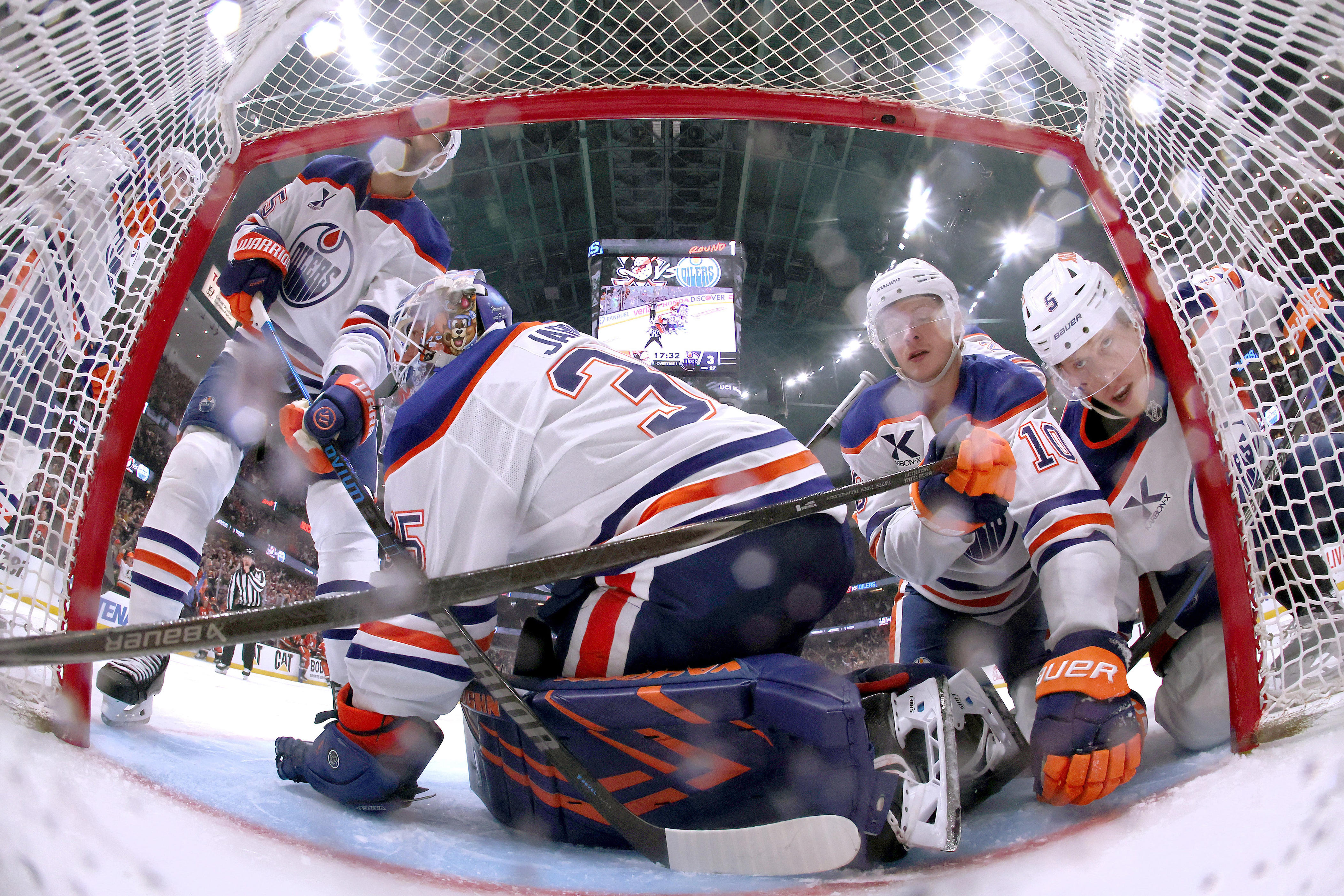 Why officials confirmed this controversial Ducks OT goal against Oilers