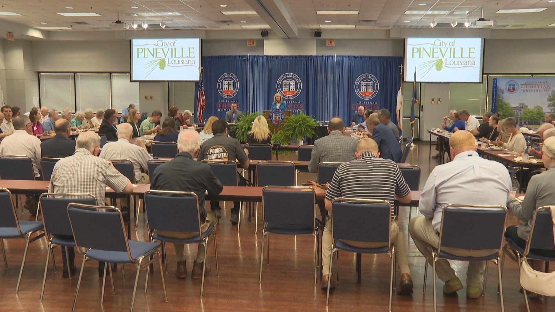 Pineville mayoral, city council candidates meet with voters