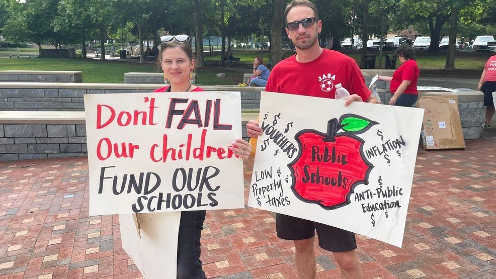 North Carolina drops to 46th in nation for teacher pay and per-student ...